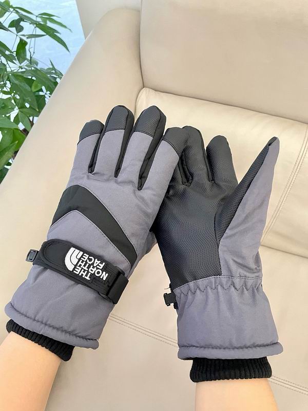 The North Face man gloves 0927